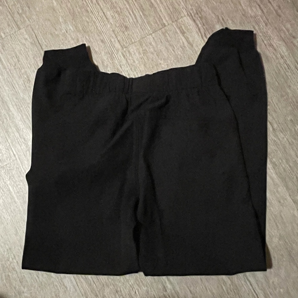 Lululemon On the Fly Jogger 28" 
Woven - Picture 2 of 13